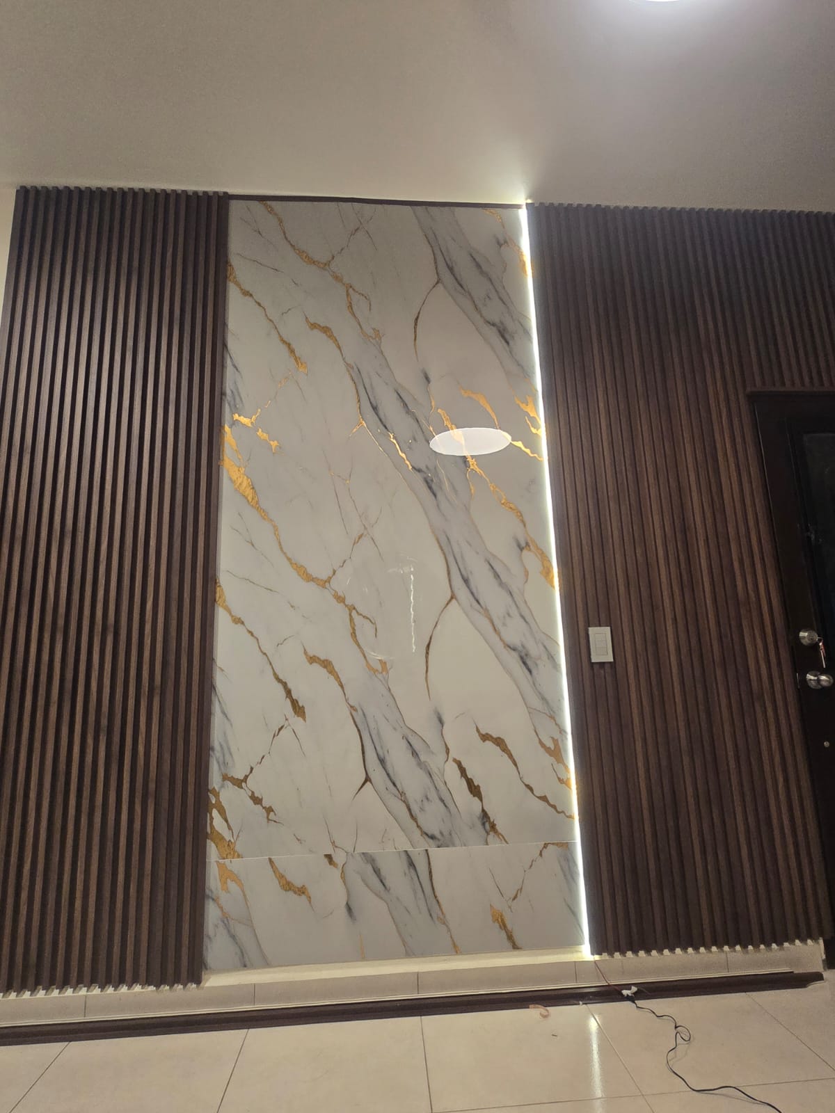 Muro decorativo iluminado